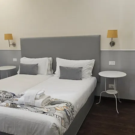 Caesar Place 4*