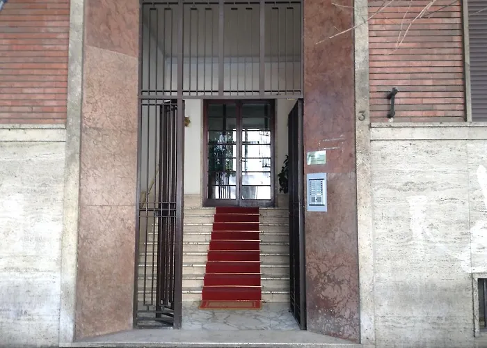 Caesar Place Πανσιόν