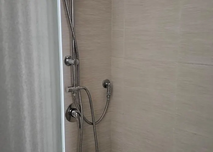 Caesar Place Πανσιόν 3*