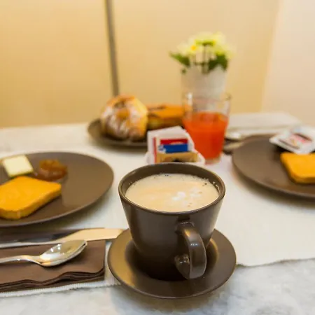 Caesar Place Bed & Breakfast 4*